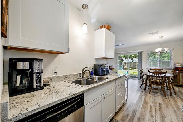 9702 Oriole DR, Austin, TX 78753