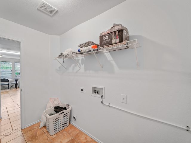 9228 Cheswick Drive, Fort Worth, TX 76123