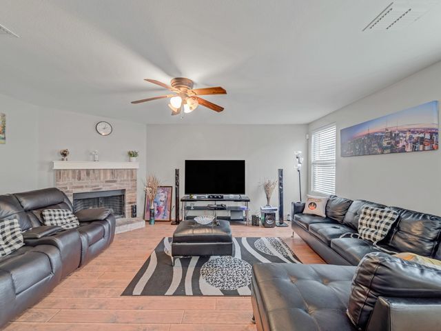 9228 Cheswick Drive, Fort Worth, TX 76123