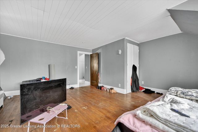 1400 W Michigan Avenue, Lansing, MI 48915