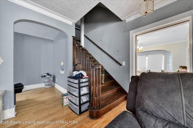 1400 W Michigan Avenue, Lansing, MI 48915