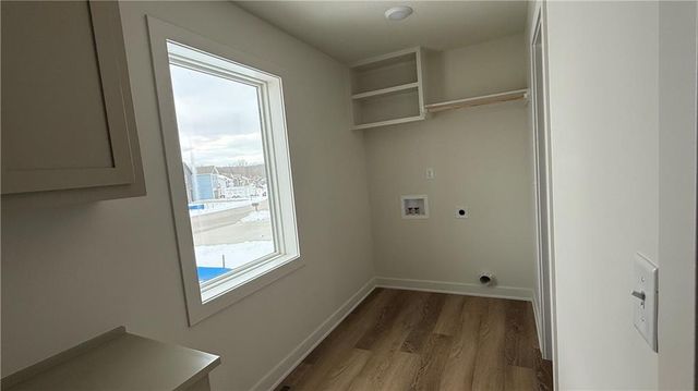 704 21st Street, Oak Grove, MO 64075