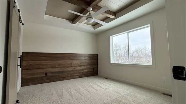 704 21st Street, Oak Grove, MO 64075