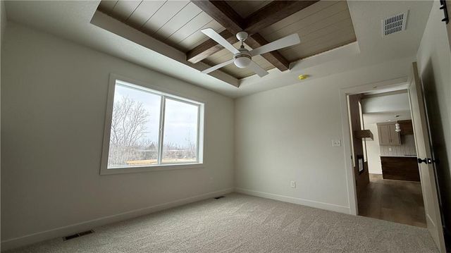 704 21st Street, Oak Grove, MO 64075