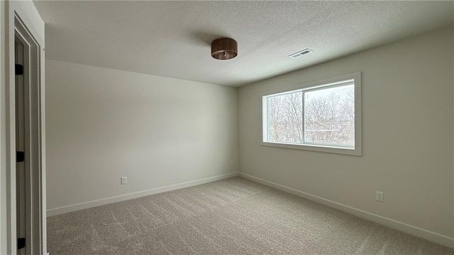 704 21st Street, Oak Grove, MO 64075