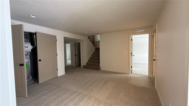 704 21st Street, Oak Grove, MO 64075