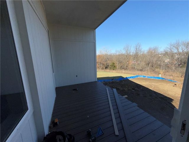 704 21st Street, Oak Grove, MO 64075