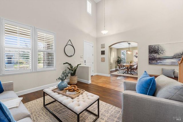 455 Peacock Way, Vacaville, CA 95688