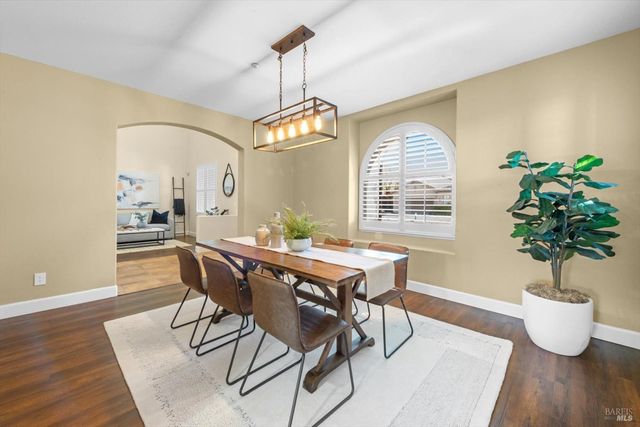 455 Peacock Way, Vacaville, CA 95688
