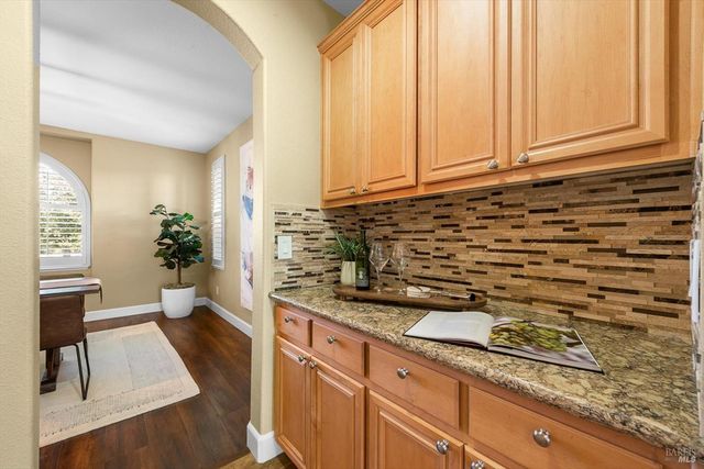 455 Peacock Way, Vacaville, CA 95688