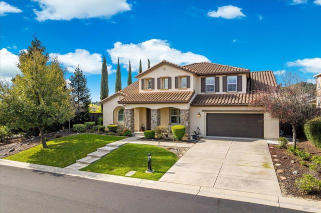 455 Peacock Way, Vacaville, CA 95688