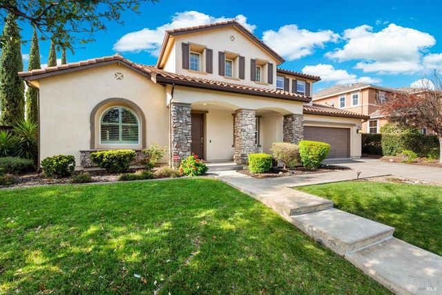 455 Peacock Way, Vacaville, CA 95688