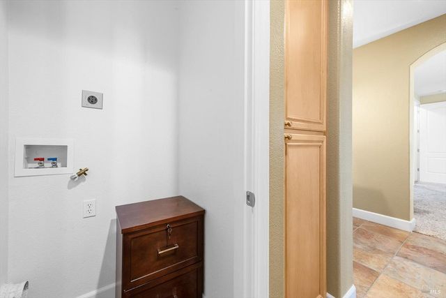 455 Peacock Way, Vacaville, CA 95688