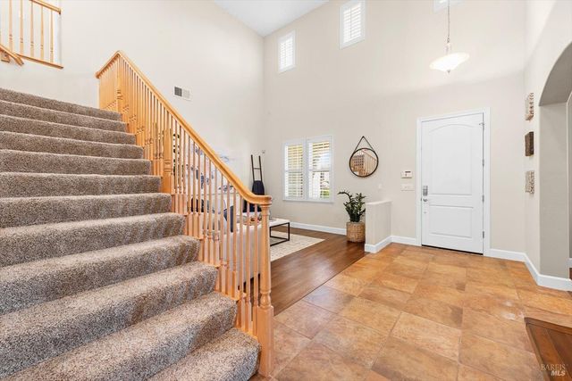 455 Peacock Way, Vacaville, CA 95688
