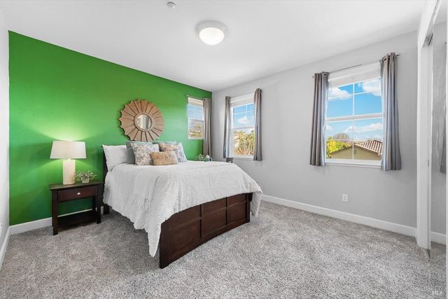 455 Peacock Way, Vacaville, CA 95688