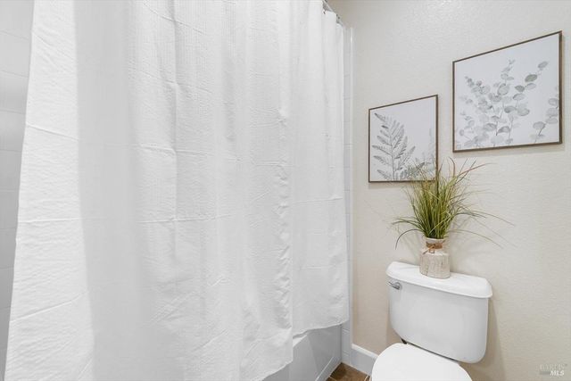 455 Peacock Way, Vacaville, CA 95688
