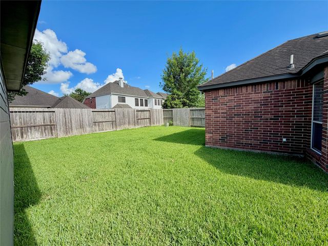 1510 Flanders Field Lane, Sugar Land, TX 77498