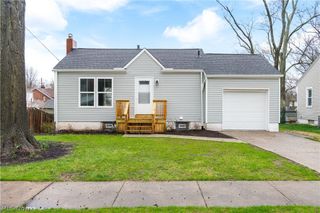 1824 17th Street, Cuyahoga Falls, OH 44223