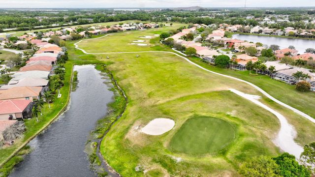 305 NW Somerset Circle, Port St Lucie, FL 34983