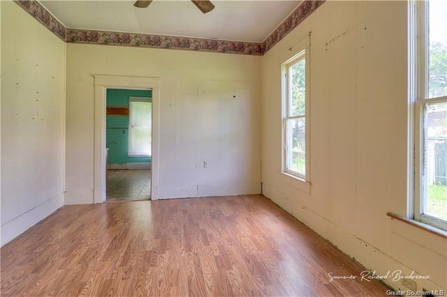 215 W Nezpique Street, Jennings, LA 70546