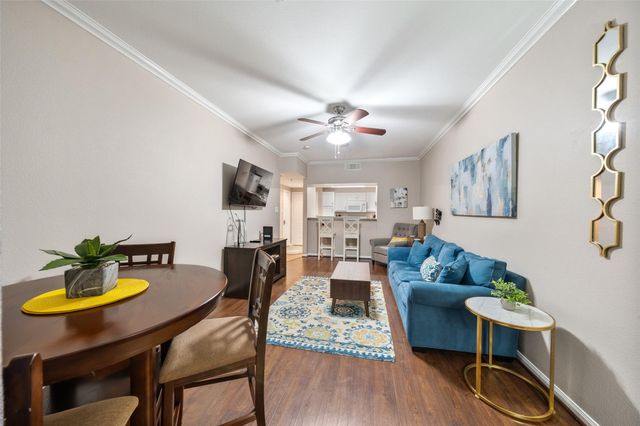 12800 Melville Drive B102, Montgomery, TX 77356