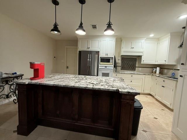 226 Sunset Boulevard, Conroe, TX 77303