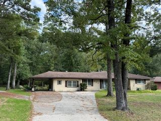 226 Sunset Boulevard, Conroe, TX 77303
