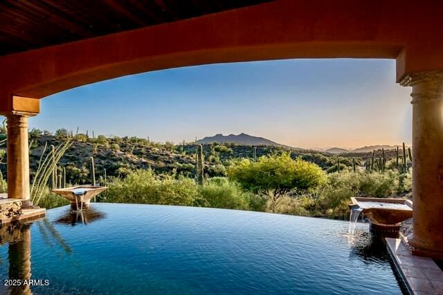 39601 N OCOTILLO RIDGE Drive, Carefree, AZ 85377