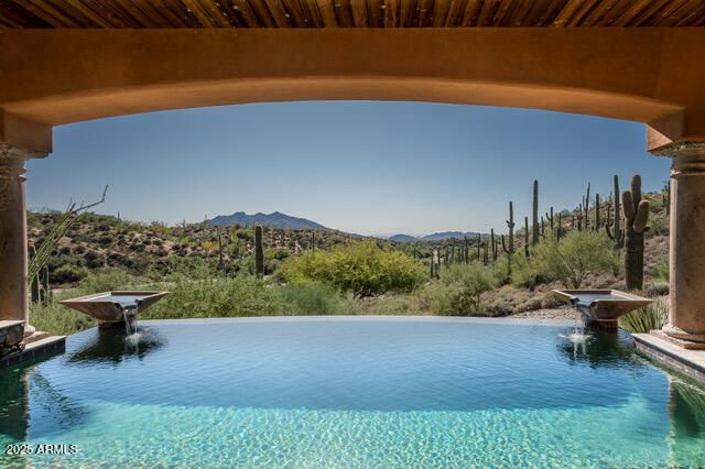 39601 N OCOTILLO RIDGE Drive, Carefree, AZ 85377