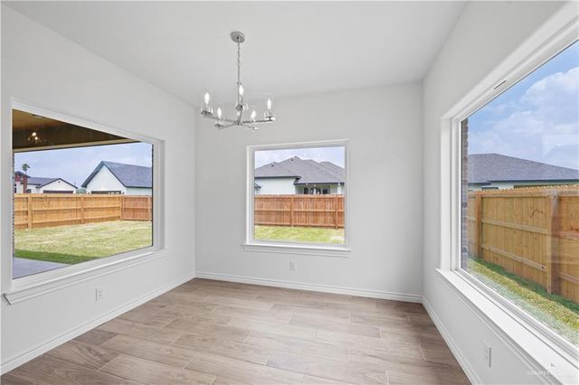 8106 N 49th Lane, Mcallen, TX 78504