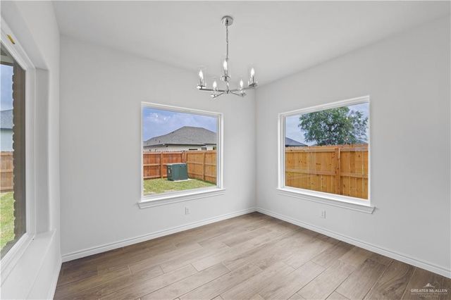 8106 N 49th Lane, Mcallen, TX 78504