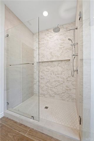 8106 N 49th Lane, Mcallen, TX 78504