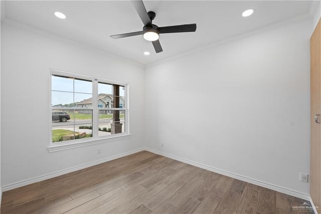 8106 N 49th Lane, Mcallen, TX 78504