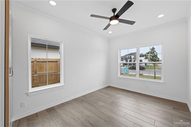 8106 N 49th Lane, Mcallen, TX 78504
