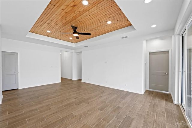 8106 N 49th Lane, Mcallen, TX 78504