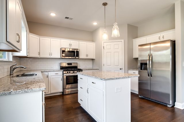 1398 Wentworth Drive, Gallatin, TN 37066