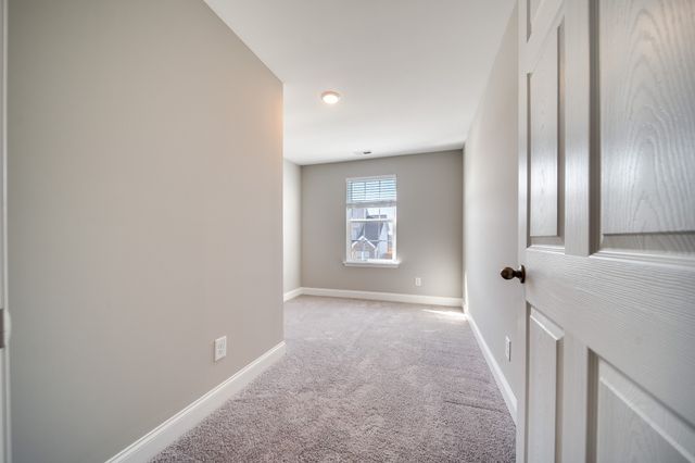 1398 Wentworth Drive, Gallatin, TN 37066
