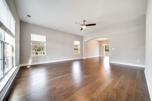 1398 Wentworth Drive, Gallatin, TN 37066