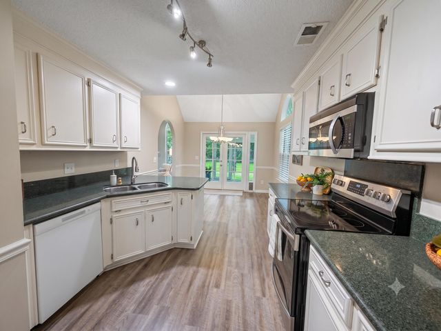 120 Tattingstone Way, Goose Creek, SC 29445