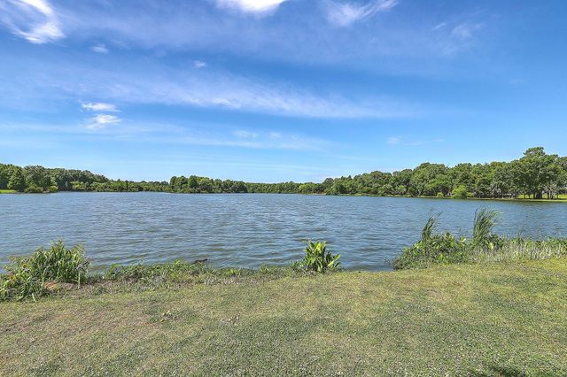 120 Tattingstone Way, Goose Creek, SC 29445
