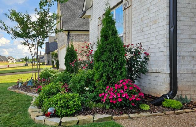 80 MISTY MEADOWS DR, Oakland, TN 38060