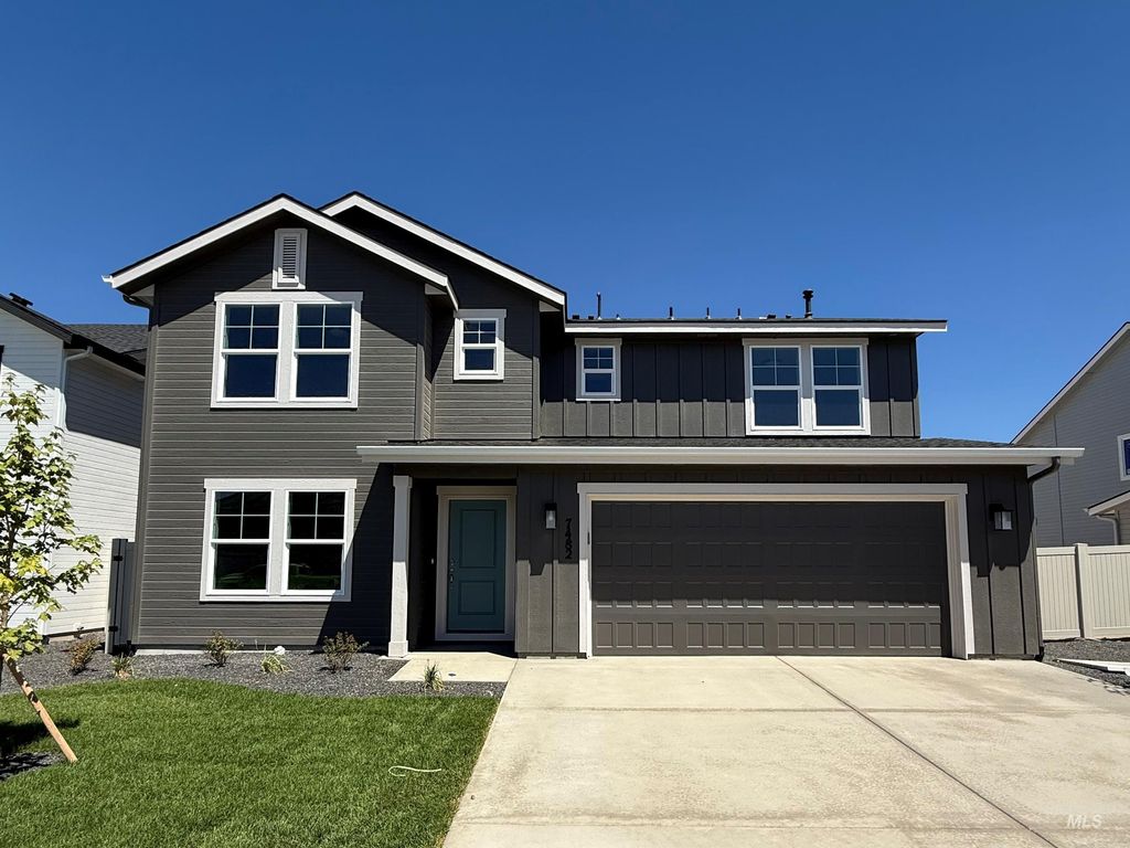 7482 E Edison St, Nampa, ID 83687