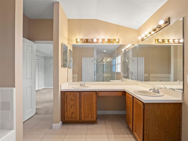 2394 HUNTINGDALE LANE, Oviedo, FL 32765
