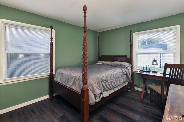 5 Bluegrass Lane, St Peters, MO 63376