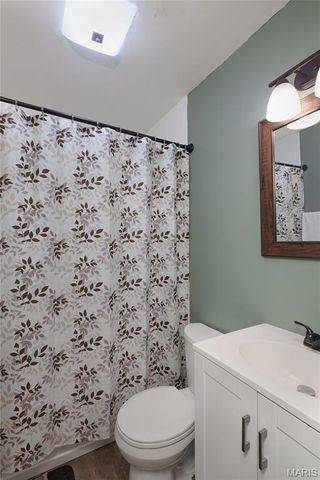5 Bluegrass Lane, St Peters, MO 63376