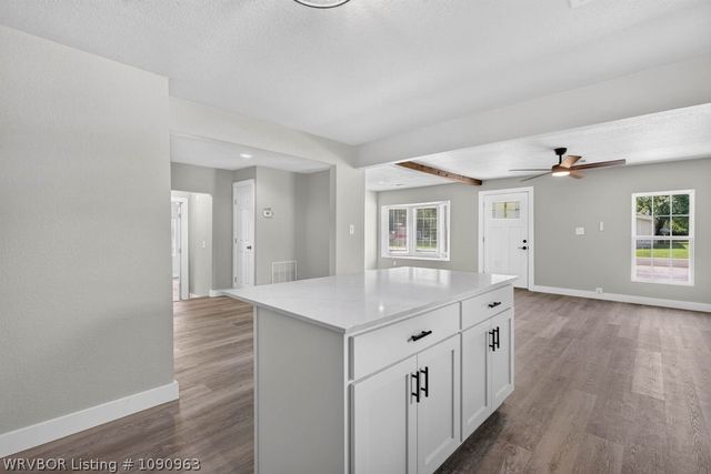 422 London Street, Alma, AR 72921