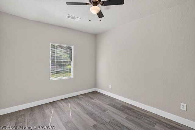 422 London Street, Alma, AR 72921