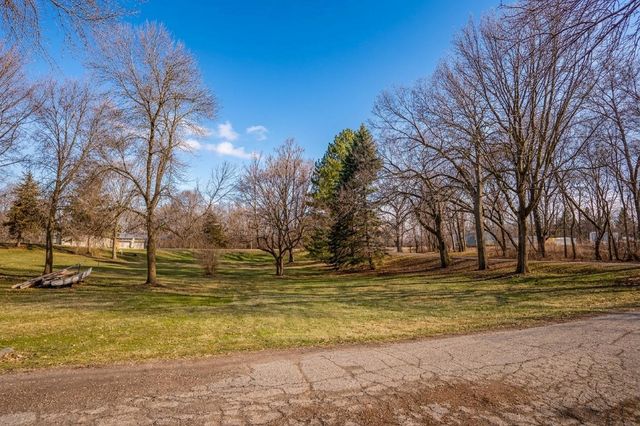 6401 24th Street NE, Willmar, MN 56201