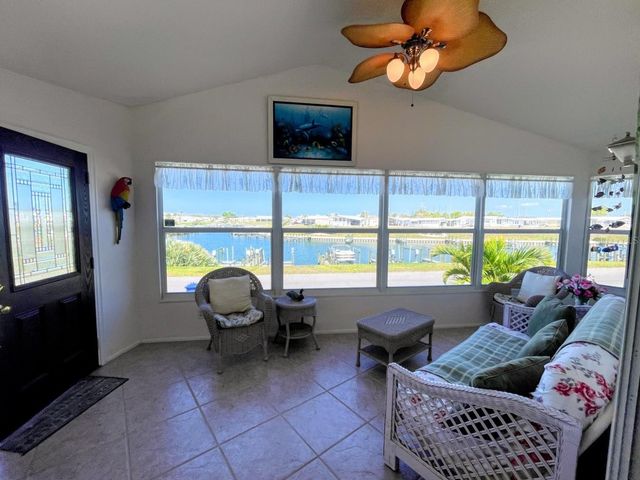 817 S WATERWAY, Venice, FL 34285