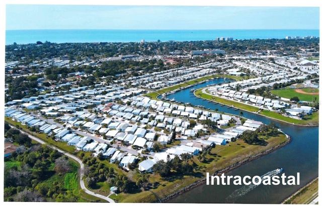 817 S WATERWAY, Venice, FL 34285